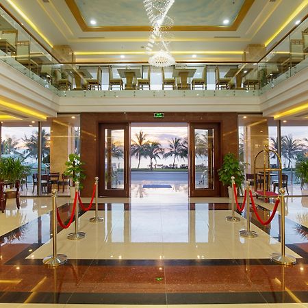 Serene Beach Hotel Danang Екстер'єр фото