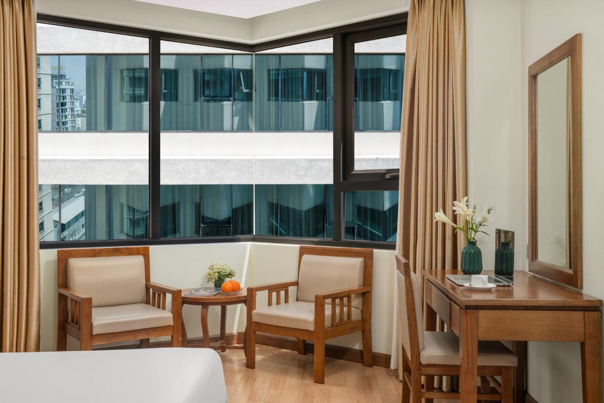 Serene Beach Hotel Danang Екстер'єр фото